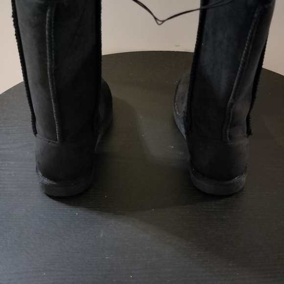 Classic Ugg Inspired Suede Winter Boots Size 1 - Picture 7 of 8